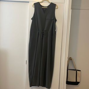 NEW Athleta Topanga Jumpsuit 1X Gray